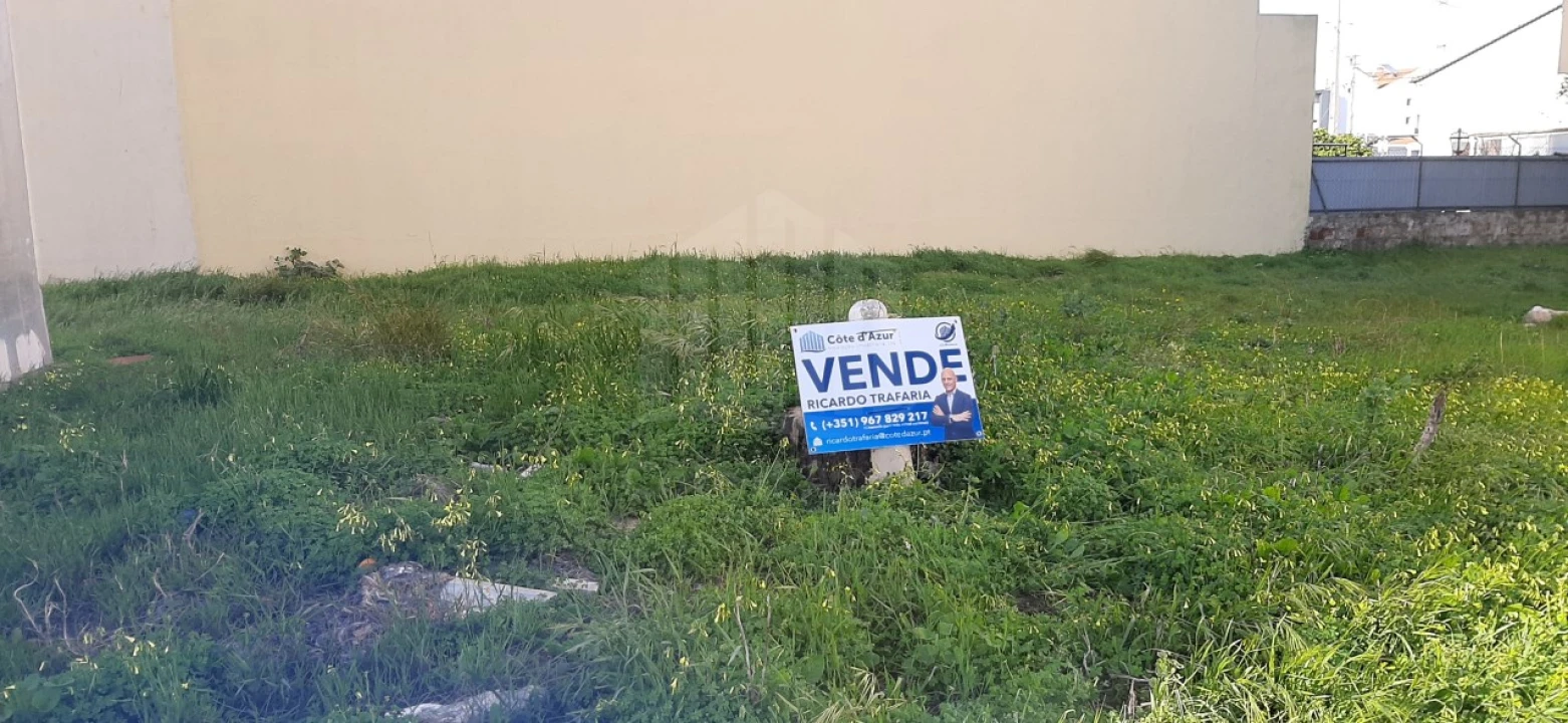 Terreno para Venda em Quinta do Conde Foto 2