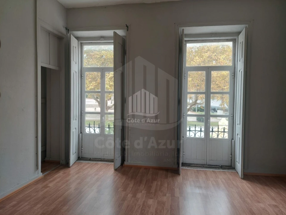 Prédio para Venda em União das Freguesias de Setúbal Foto 10