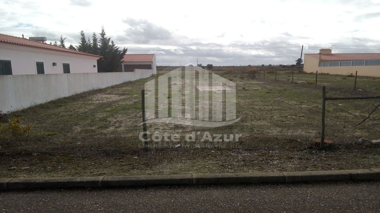 Terreno para Venda em Alpiarça Foto 2