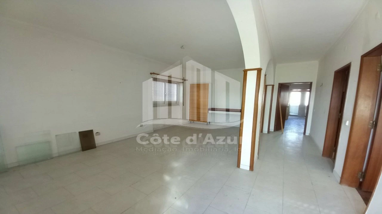 Moradia T2 para Venda em São Francisco Foto 4