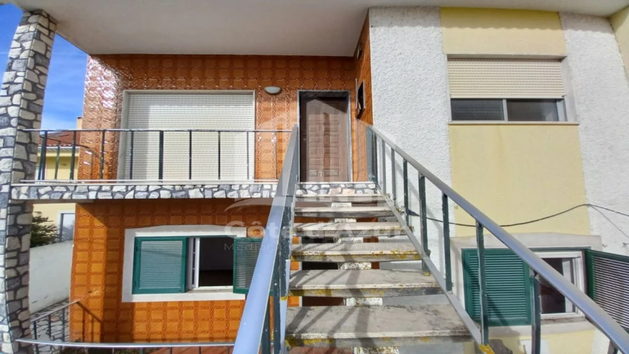 Moradia T2 para Venda em São Francisco