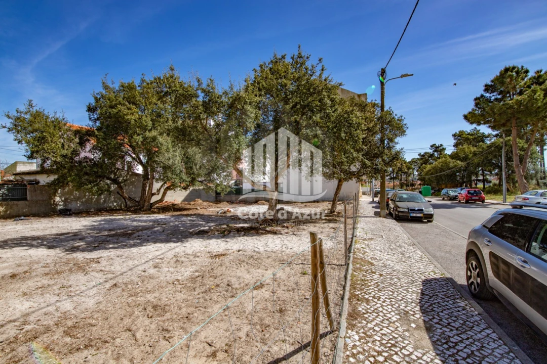Terreno para Venda em Quinta do Conde Foto 6