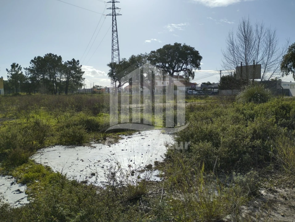 Terreno para Venda em Santo Antonio da Charneca Foto 7