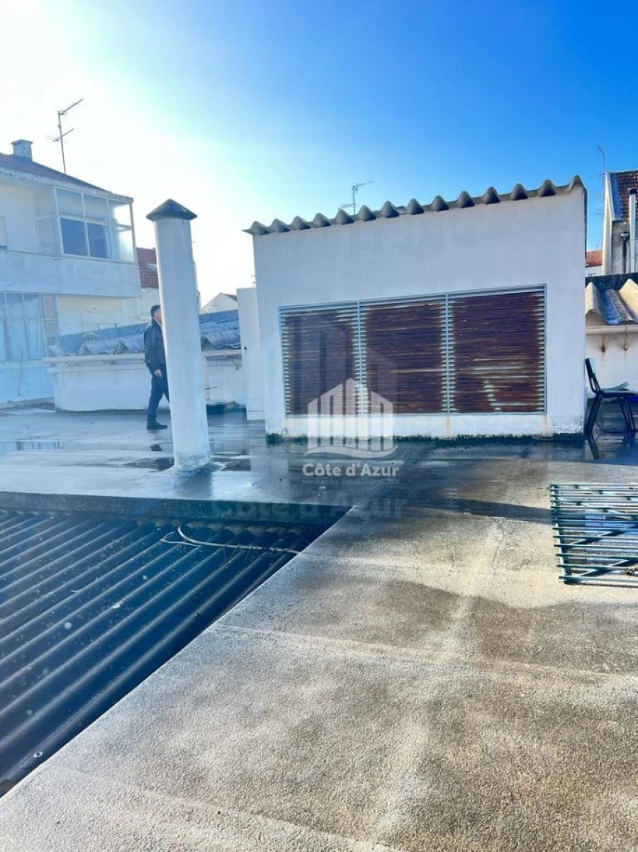 Prédio para Venda em Baixa da Banheira e Vale da Amoreira Foto 19