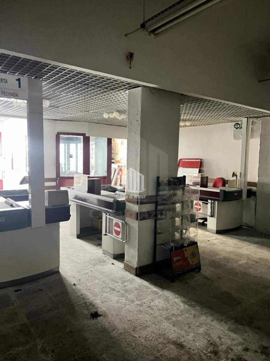 Prédio para Venda em Baixa da Banheira e Vale da Amoreira Foto 23