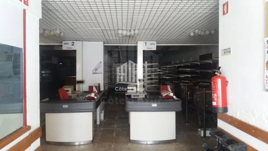 Prédio para Venda em Baixa da Banheira e Vale da Amoreira Foto 3