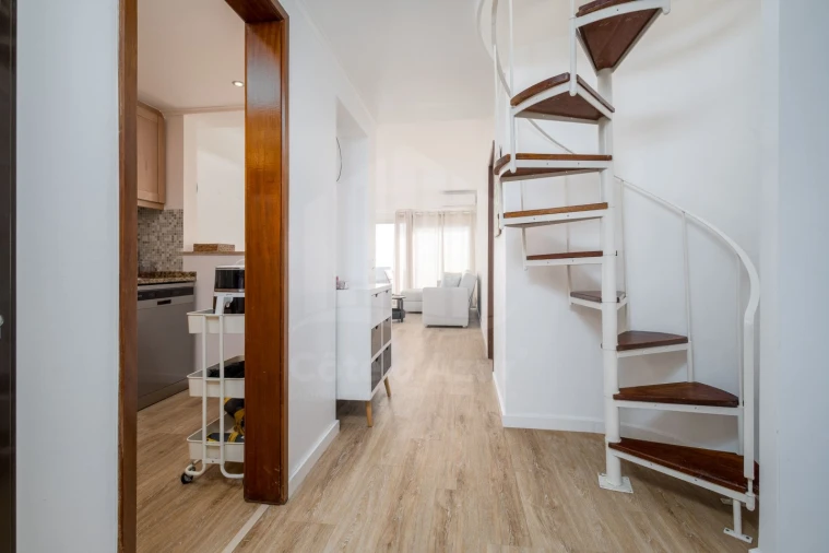 Apartamento T1 para Venda em Sesimbra (Santiago) Foto 3