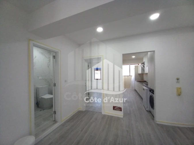 Apartamento T3 para Venda em Costa da Caparica Foto 10