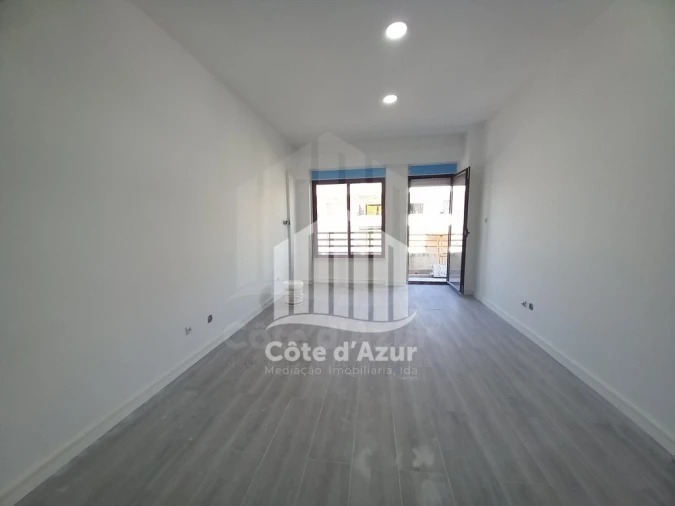 Apartamento T3 para Venda em Costa da Caparica Foto 22