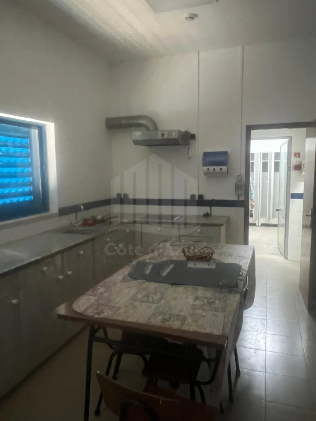 Armazém para Venda em Quinta do Anjo Foto 10