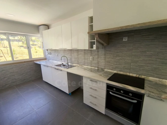 Apartamento T2 para Venda em Sesimbra (Santiago)