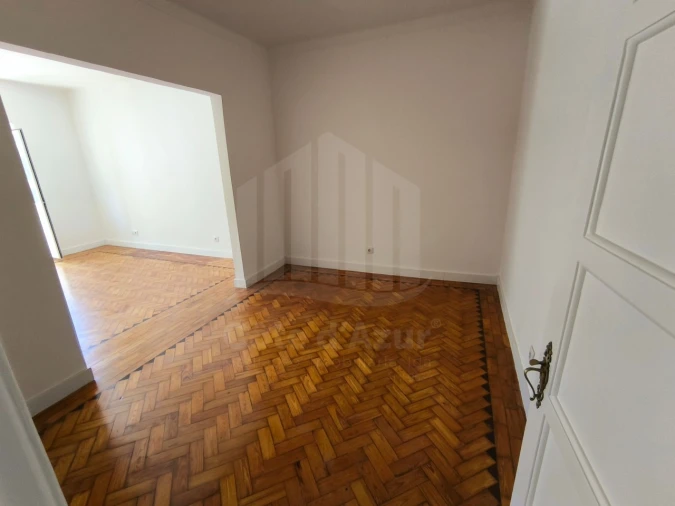 Apartamento T2 para Venda em Sesimbra (Santiago) Foto 9