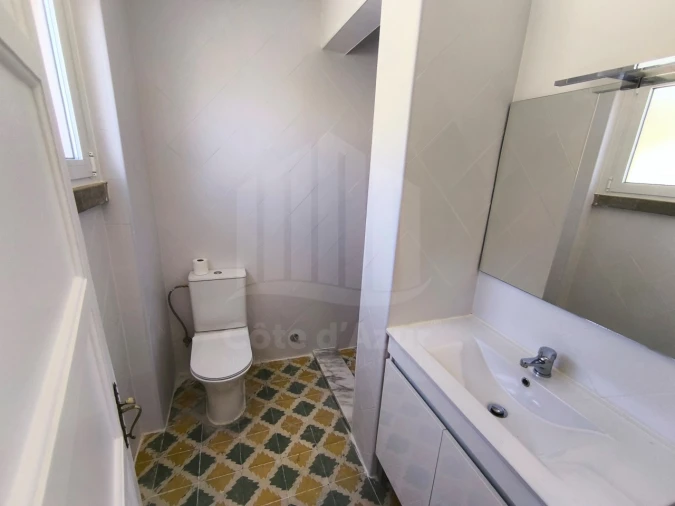 Apartamento T2 para Venda em Sesimbra (Santiago) Foto 11