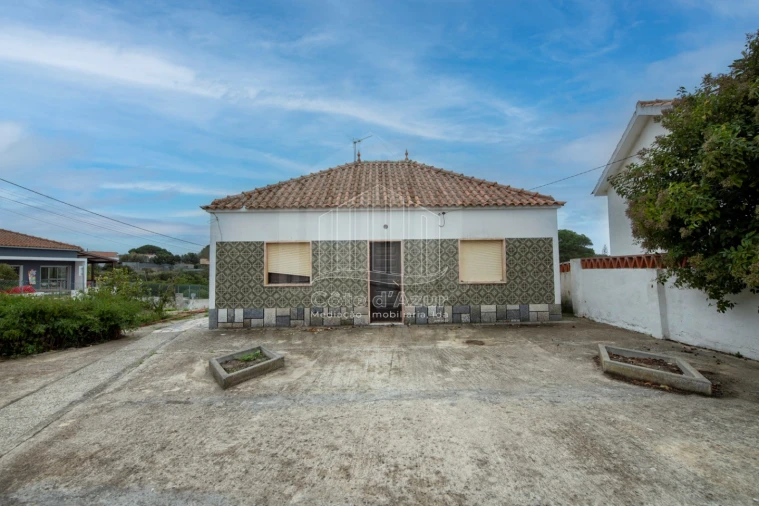 Moradia T1 para Venda em Sesimbra (Castelo) Foto 3