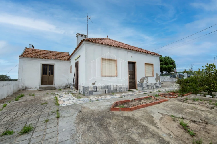 Moradia T1 para Venda em Sesimbra (Castelo) Foto 2