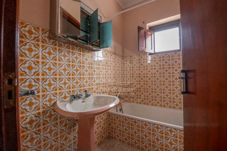 Moradia T1 para Venda em Sesimbra (Castelo) Foto 17