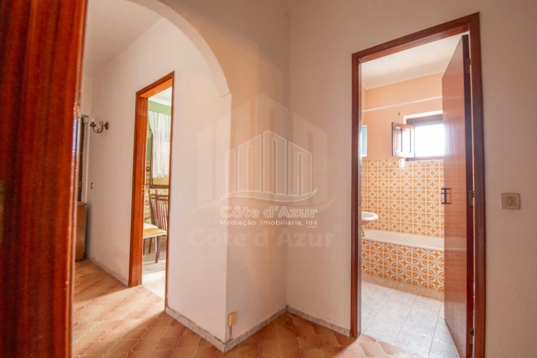 Moradia T1 para Venda em Sesimbra (Castelo) Foto 22