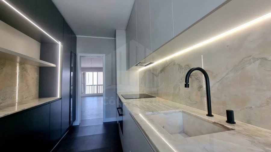 Apartamento T3 para Venda em Sesimbra (Santiago) Foto 11