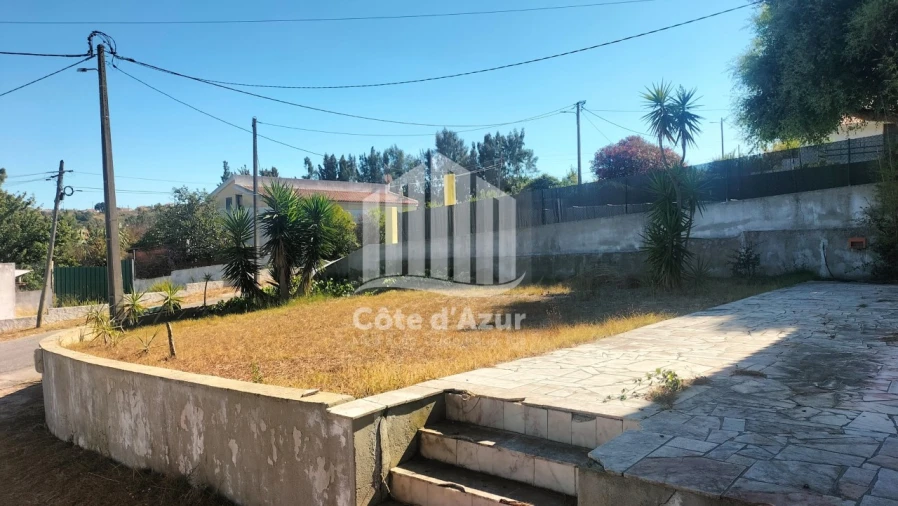 Moradia T2 para Venda em Sesimbra (Castelo) Foto 3