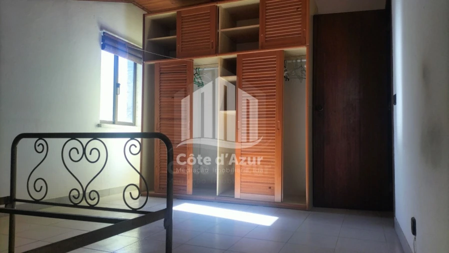 Moradia T2 para Venda em Sesimbra (Castelo) Foto 10