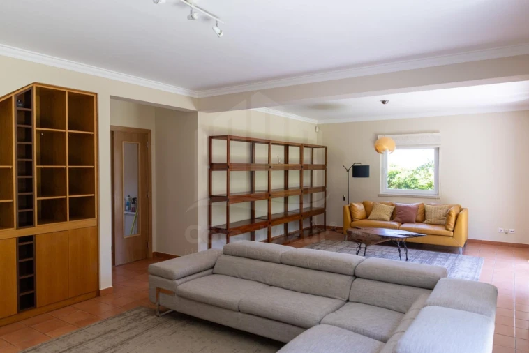 Moradia T5 para Venda em Azeitão (São Lourenço e São Simão) Foto 8