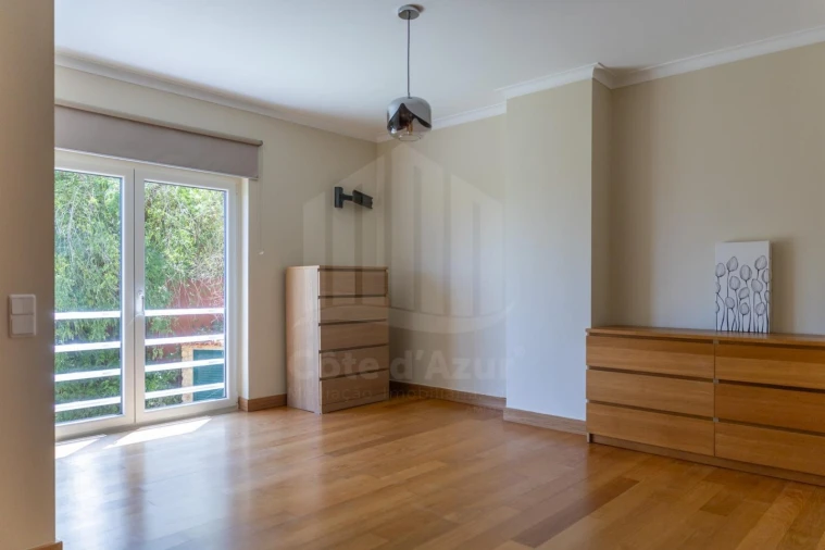 Moradia T5 para Venda em Azeitão (São Lourenço e São Simão) Foto 22