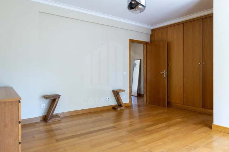 Moradia T5 para Venda em Azeitão (São Lourenço e São Simão) Foto 25