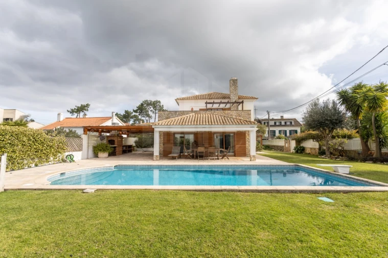 Moradia T4 para Venda em Sesimbra (Castelo) Foto 3