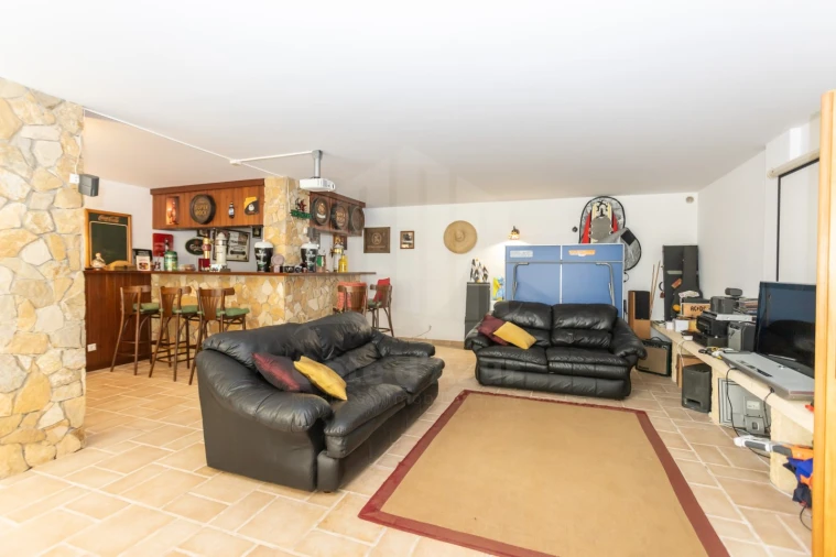 Moradia T4 para Venda em Sesimbra (Castelo) Foto 36