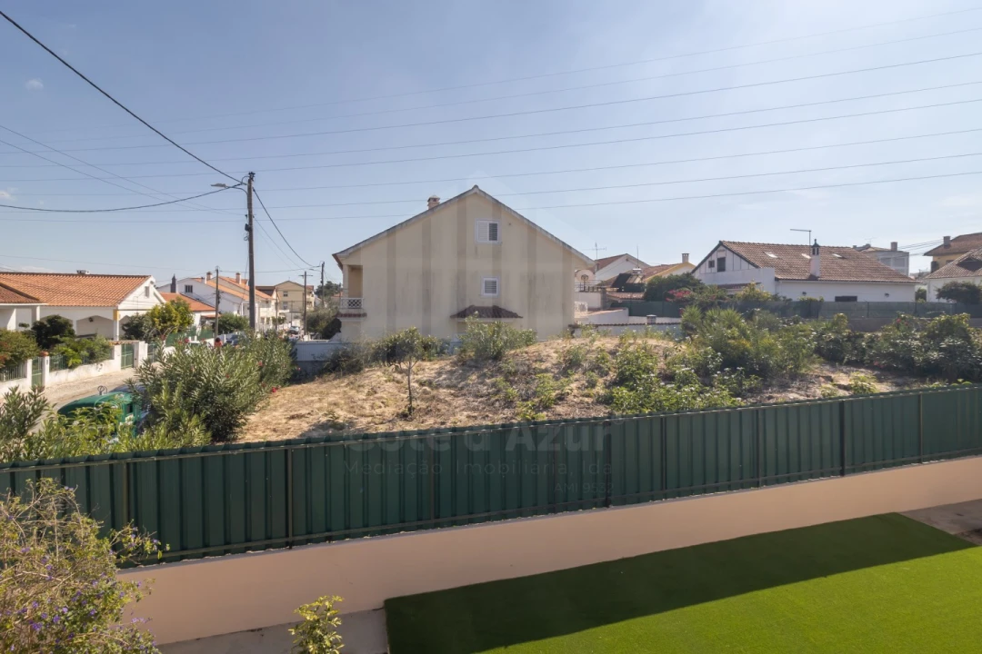 Moradia T2 para Venda em Quinta do Conde Foto 24