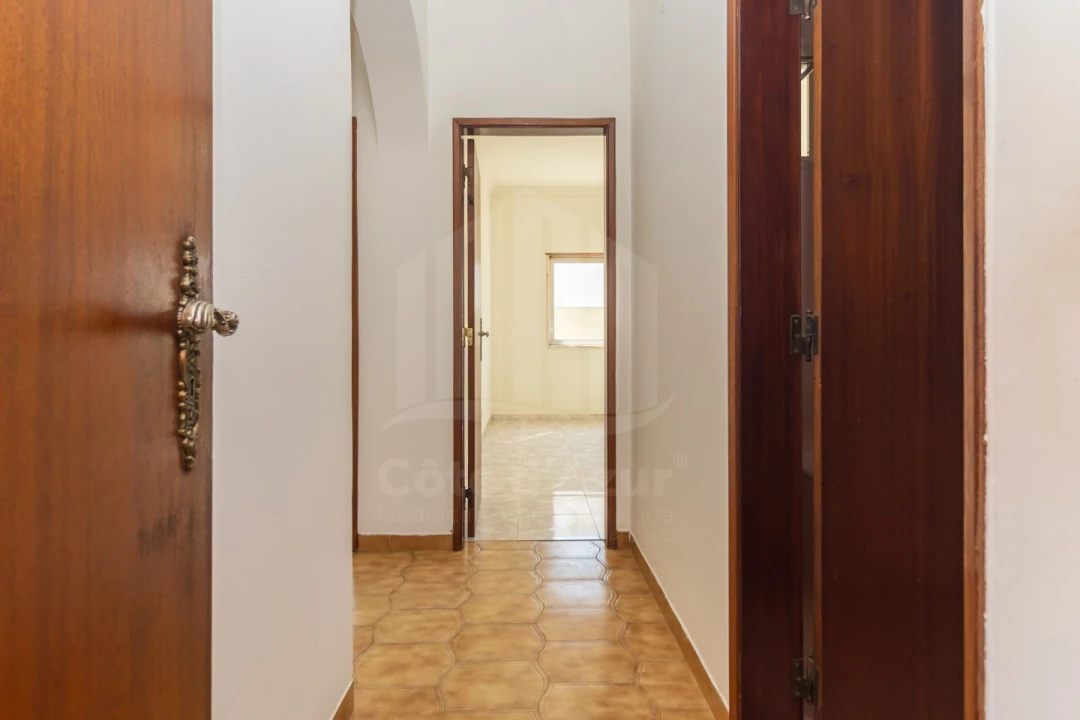 Moradia T2 para Venda em Quinta do Conde Foto 32