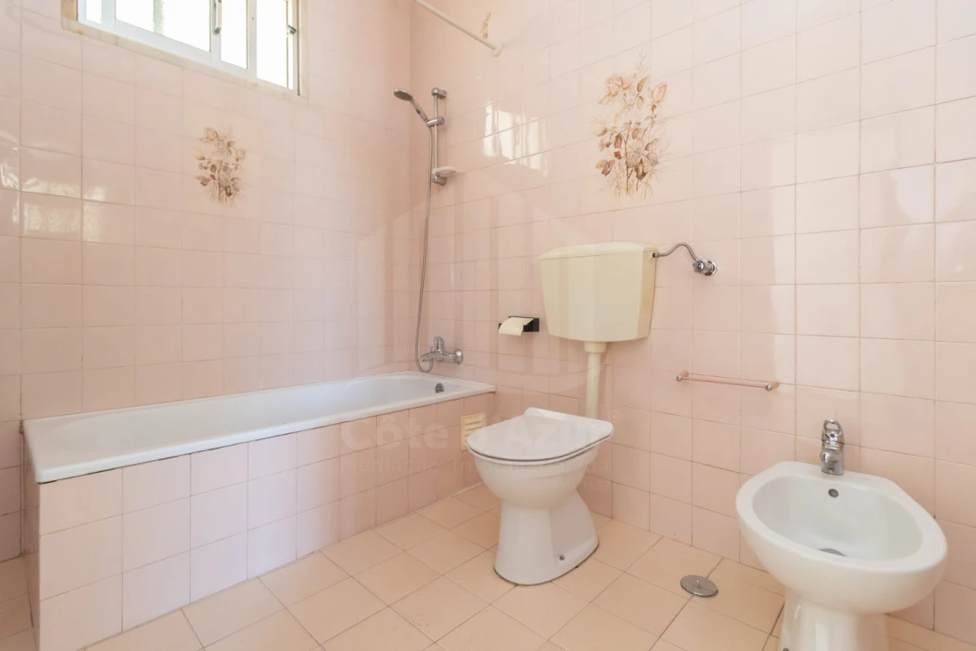 Moradia T2 para Venda em Quinta do Conde Foto 34