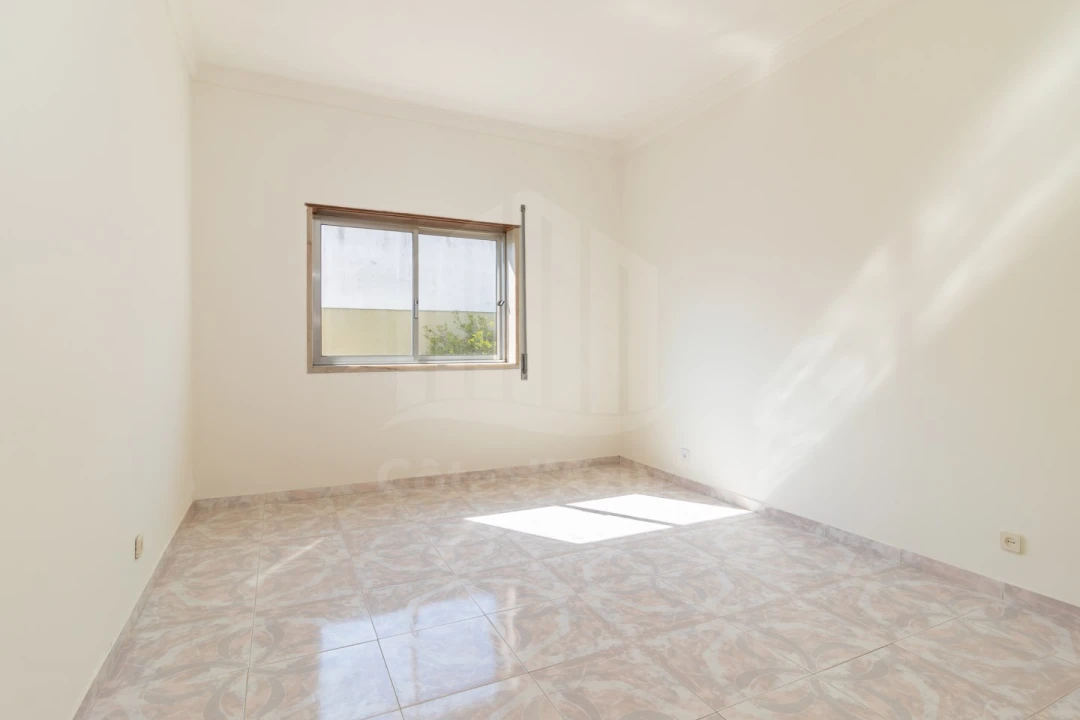 Moradia T2 para Venda em Quinta do Conde Foto 37