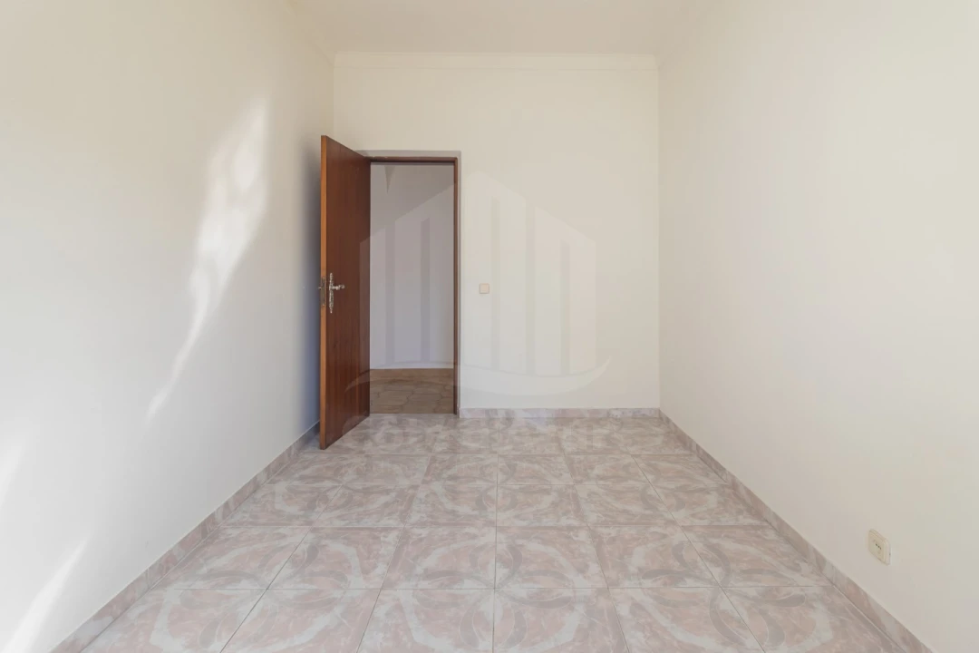 Moradia T2 para Venda em Quinta do Conde Foto 41