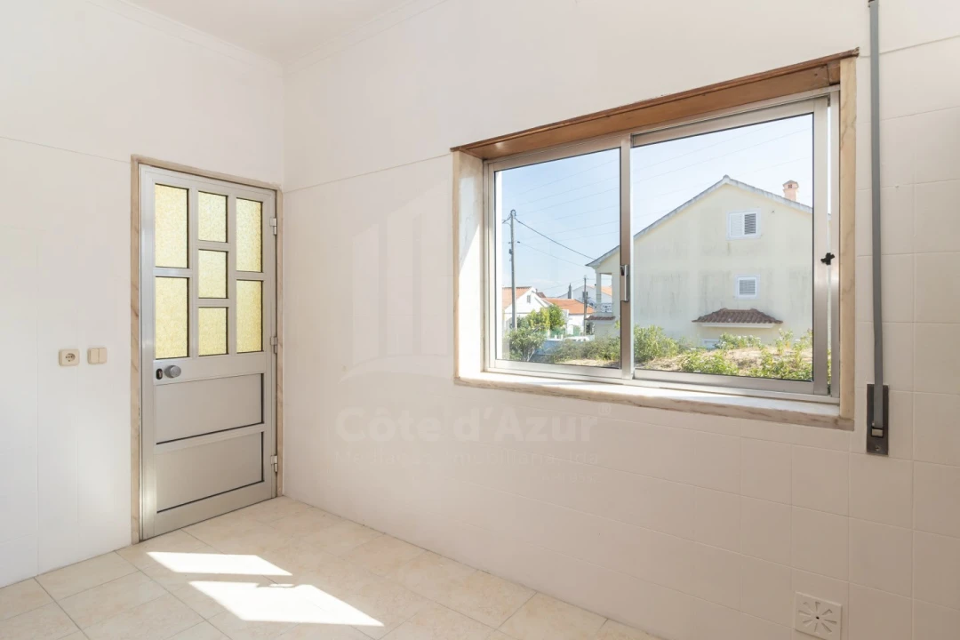 Moradia T2 para Venda em Quinta do Conde Foto 44