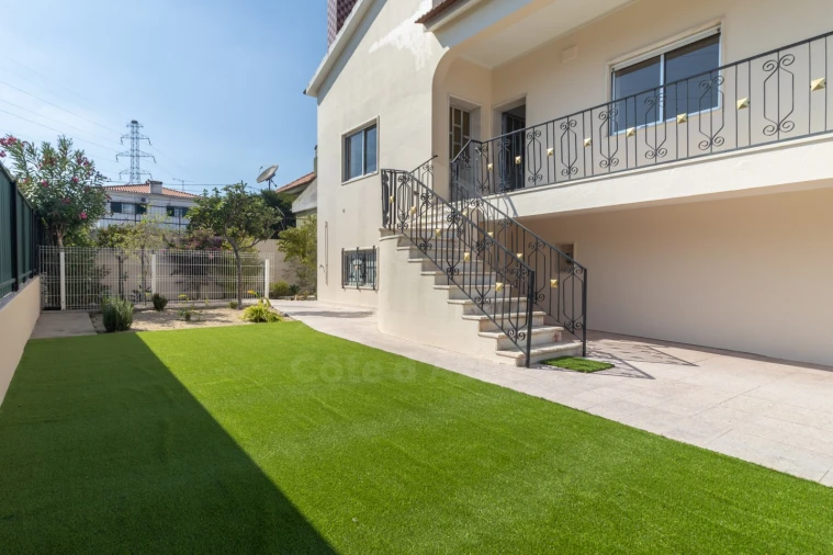 Moradia T2 para Venda em Quinta do Conde Foto 13