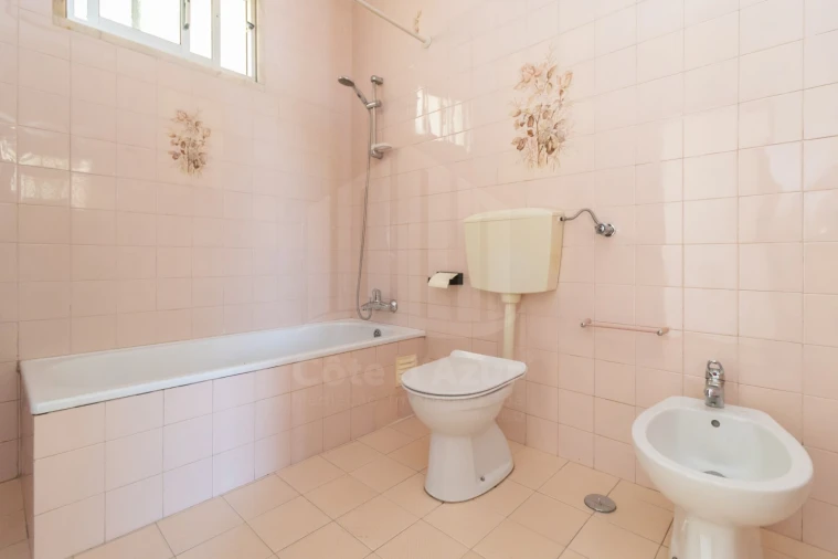 Moradia T2 para Venda em Quinta do Conde Foto 34