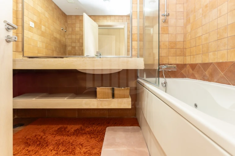 Apartamento T4 para Venda em Sesimbra (Santiago) Foto 26