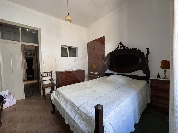 Moradia T6 para Venda em Silves Foto 8