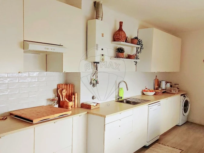 Moradia T7 para Arrendamento em Almeirim Foto 5