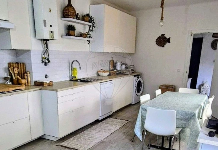 Moradia T7 para Arrendamento em Almeirim Foto 1