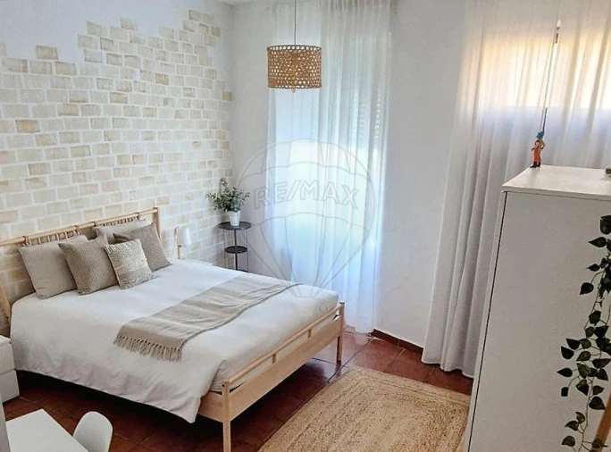 Moradia T7 para Arrendamento em Almeirim Foto 15