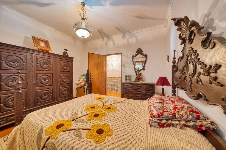 Moradia T5 para Venda em Azoia de Cima e Tremês Foto 25