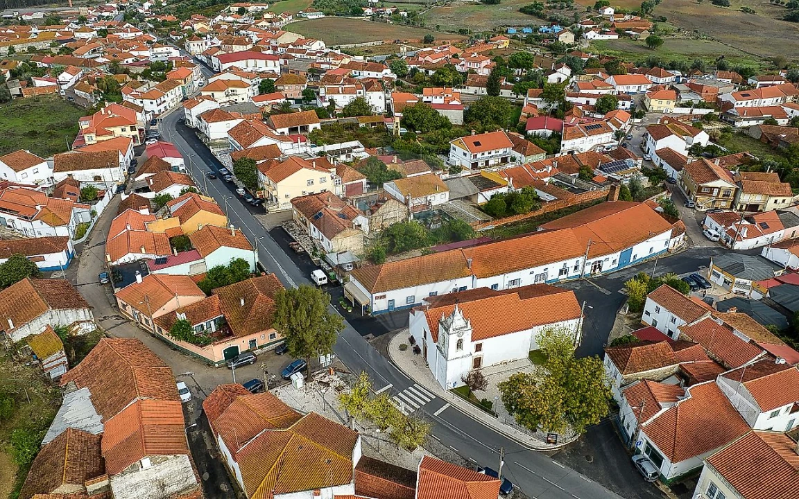 Moradia T5 para Venda em Azoia de Cima e Tremês Foto 4