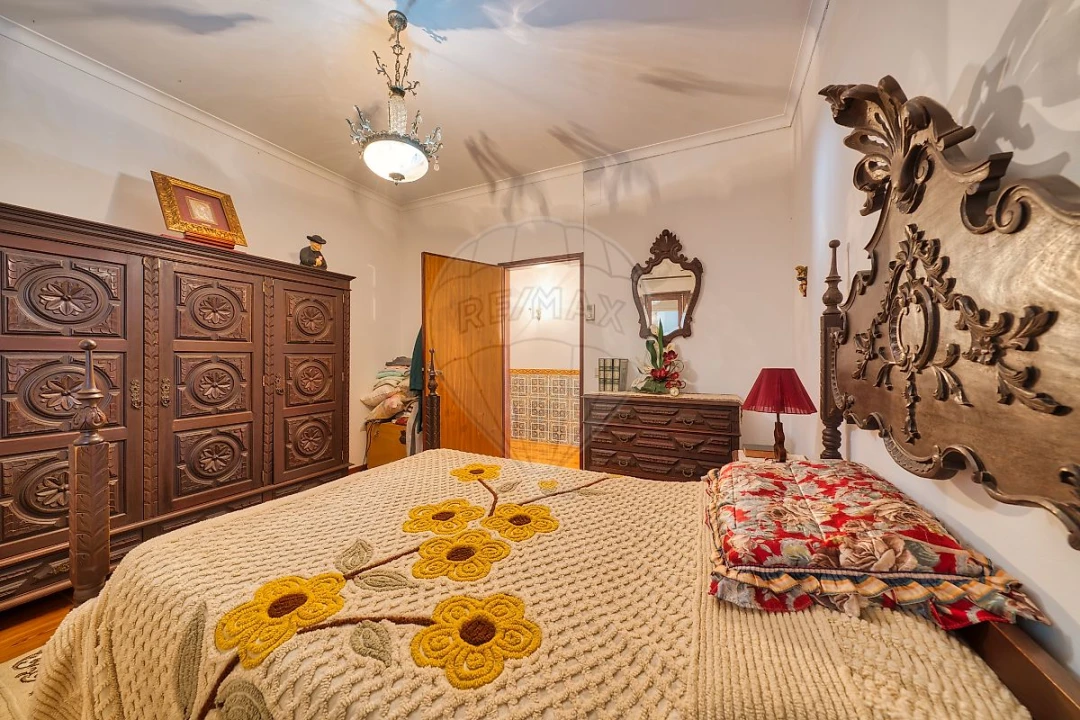 Moradia T5 para Venda em Azoia de Cima e Tremês Foto 24