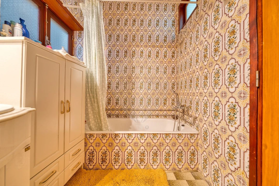 Moradia T5 para Venda em Azoia de Cima e Tremês Foto 37