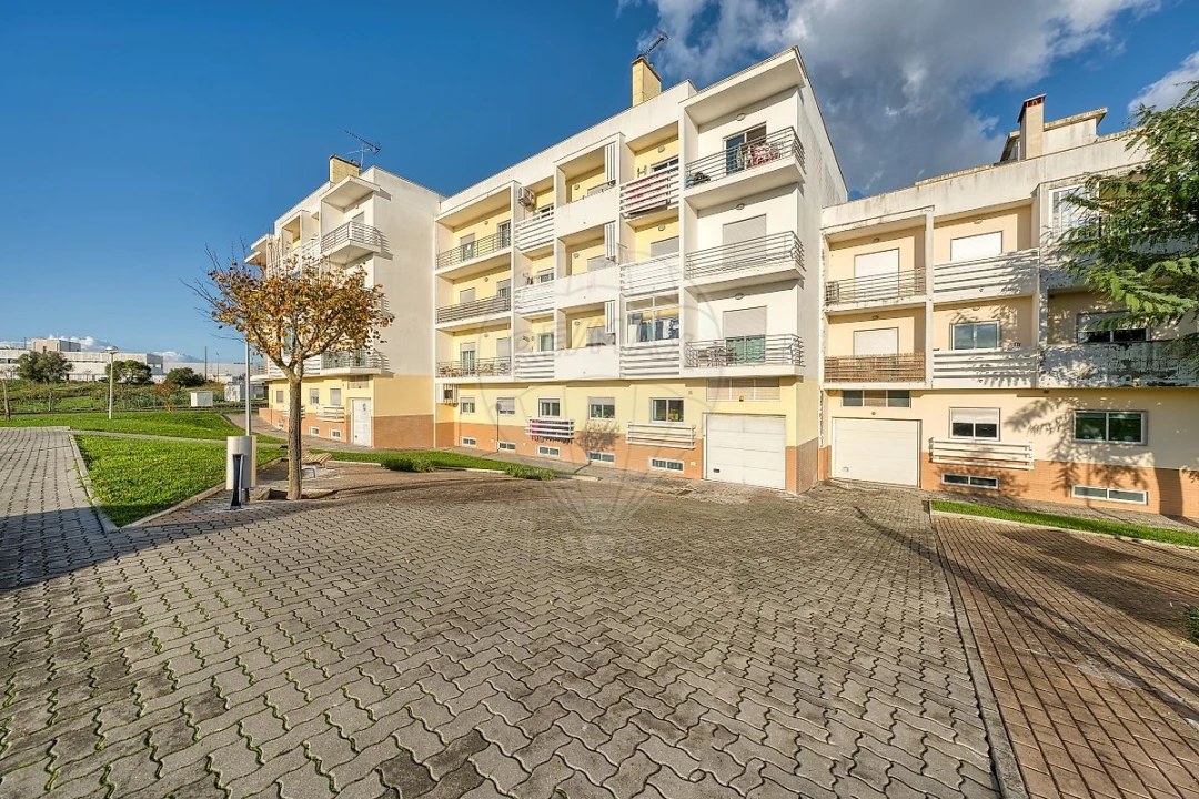 Apartamento T2 para Venda em Cartaxo e Vale da Pinta Foto 35