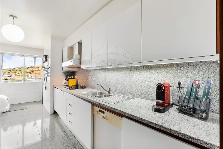 Apartamento T2 para Venda em Santa Clara Foto 6