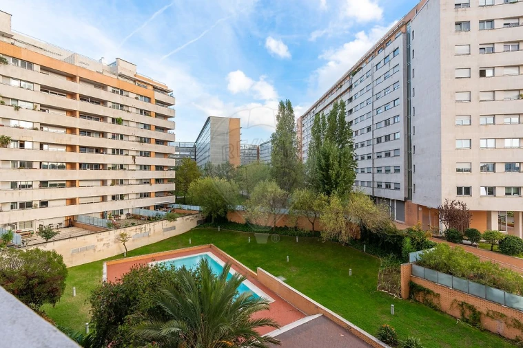 Apartamento T2 para Venda em Santa Clara Foto 19