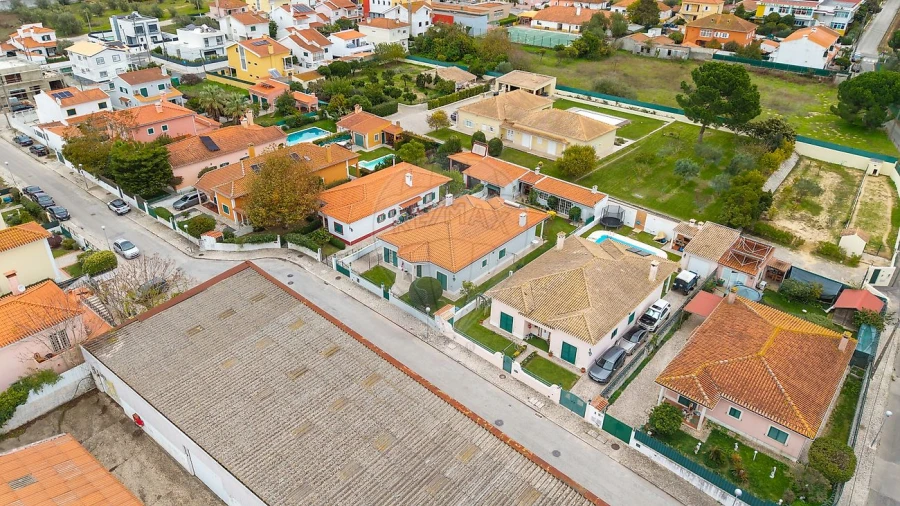 Moradia T3 para Venda em Azeitão (São Lourenço e São Simão) Foto 38